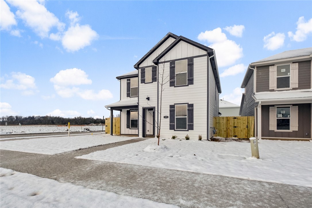 275 S Harrogate Lane