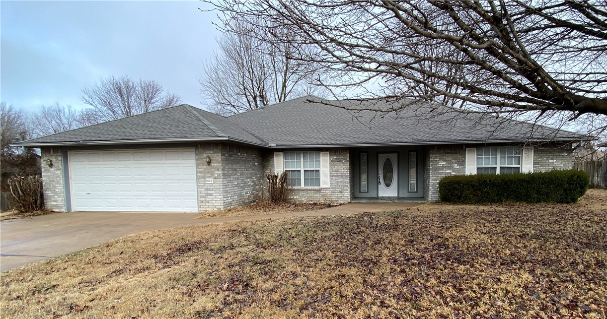 1003 E Dyke Road