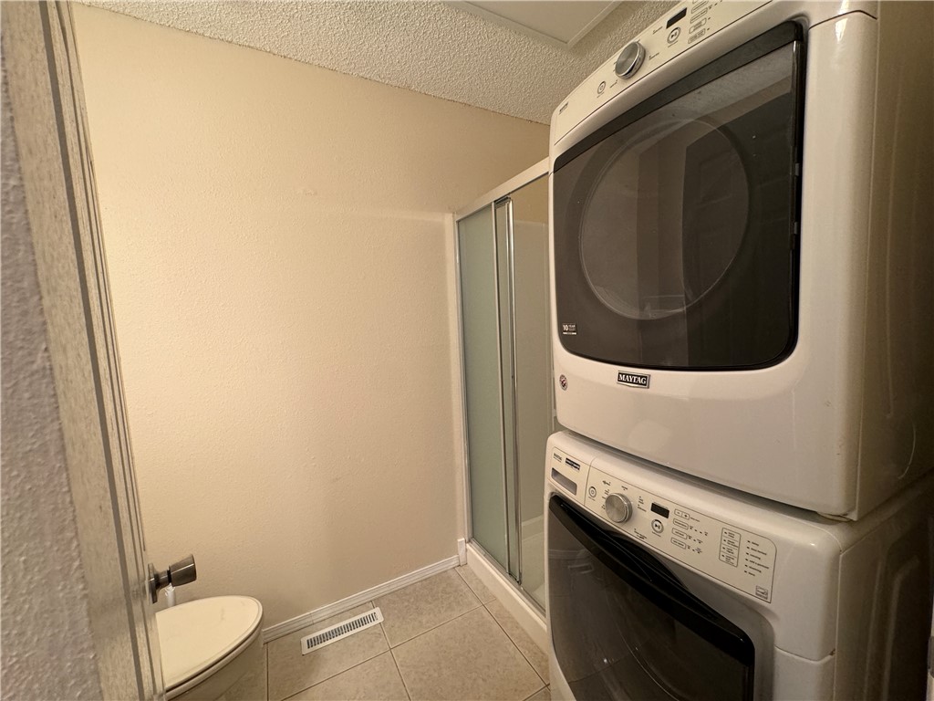 39 Sheneman Drive
