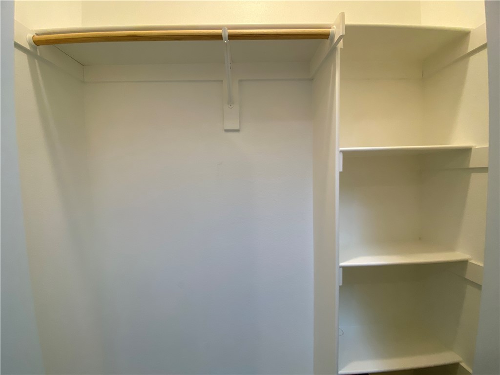 2106 SW Huntwick Avenue