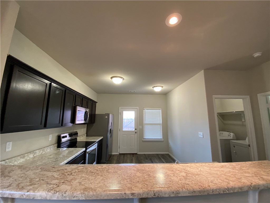 6407 SW Warrington Road