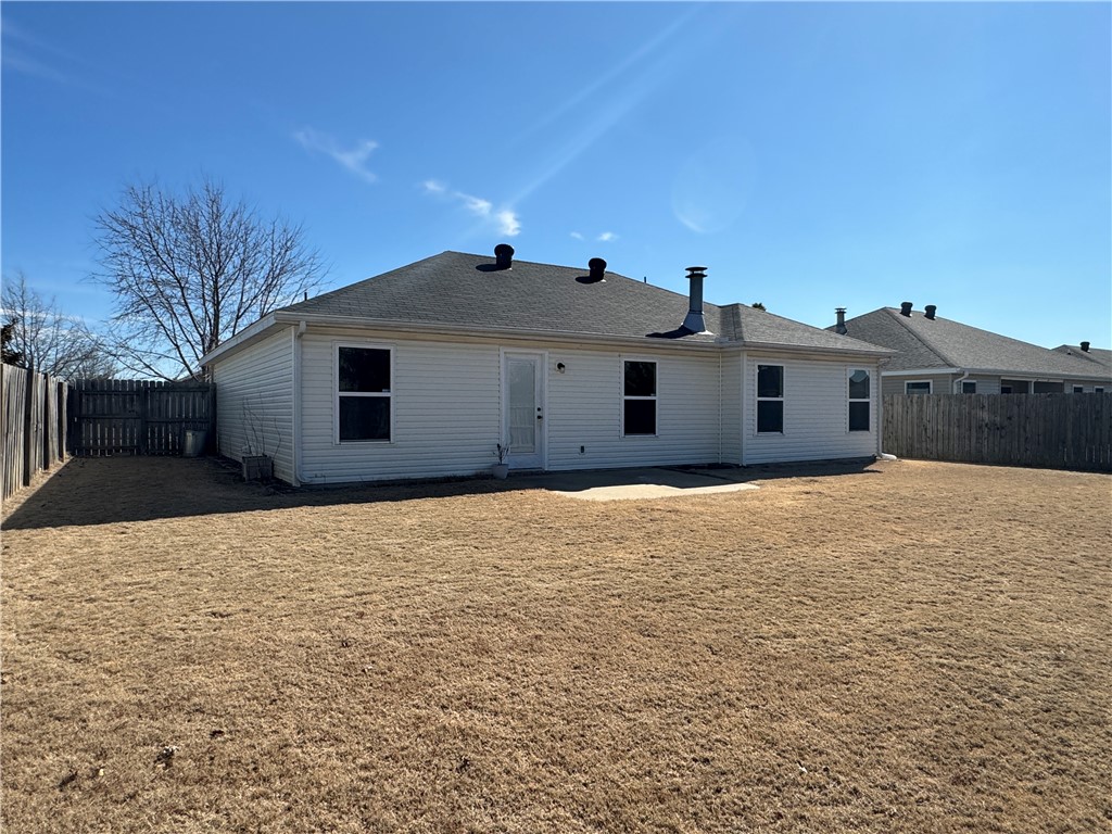 902 SW Summitchase Road