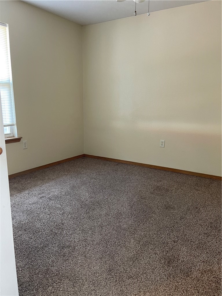 1635 W Neptune Street 8