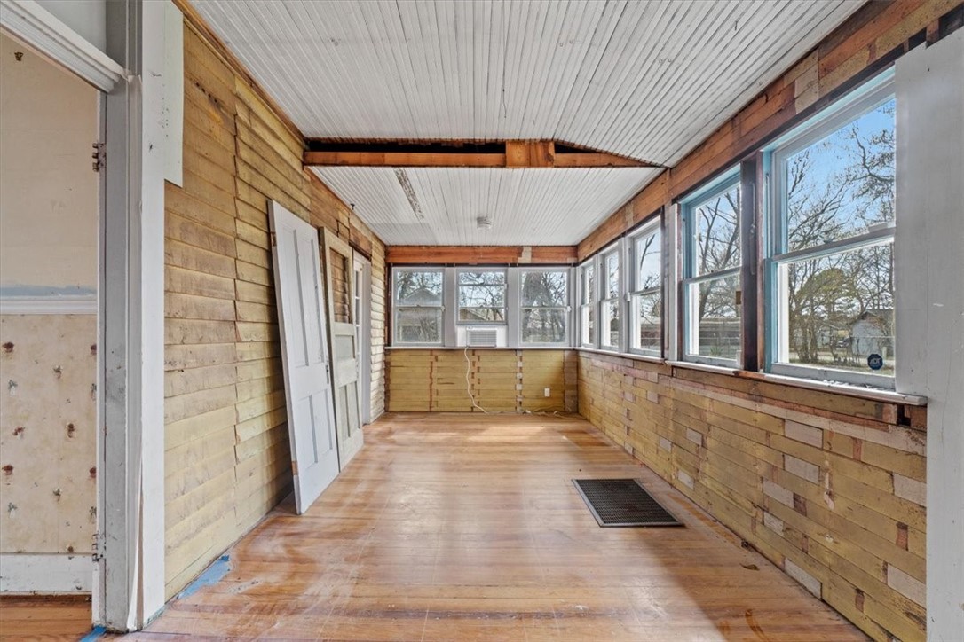 1006 S Arkansas Street