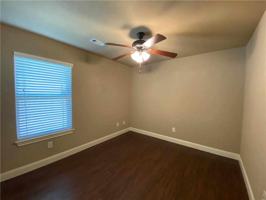 2411 S 11th Place