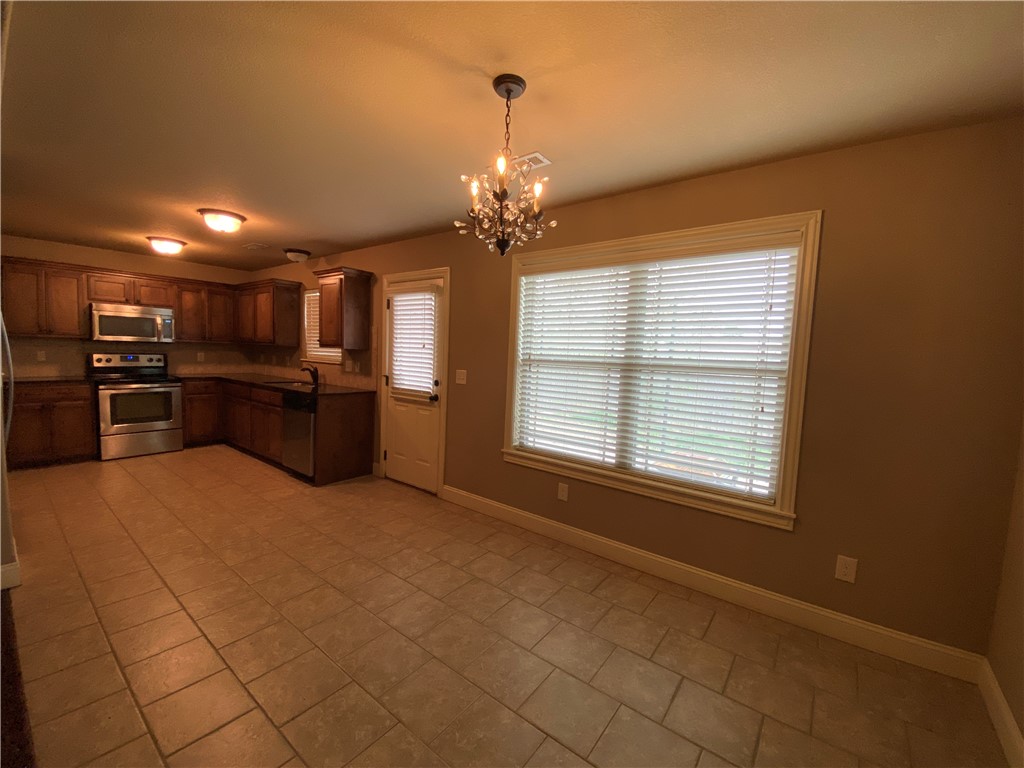 2411 S 11th Place