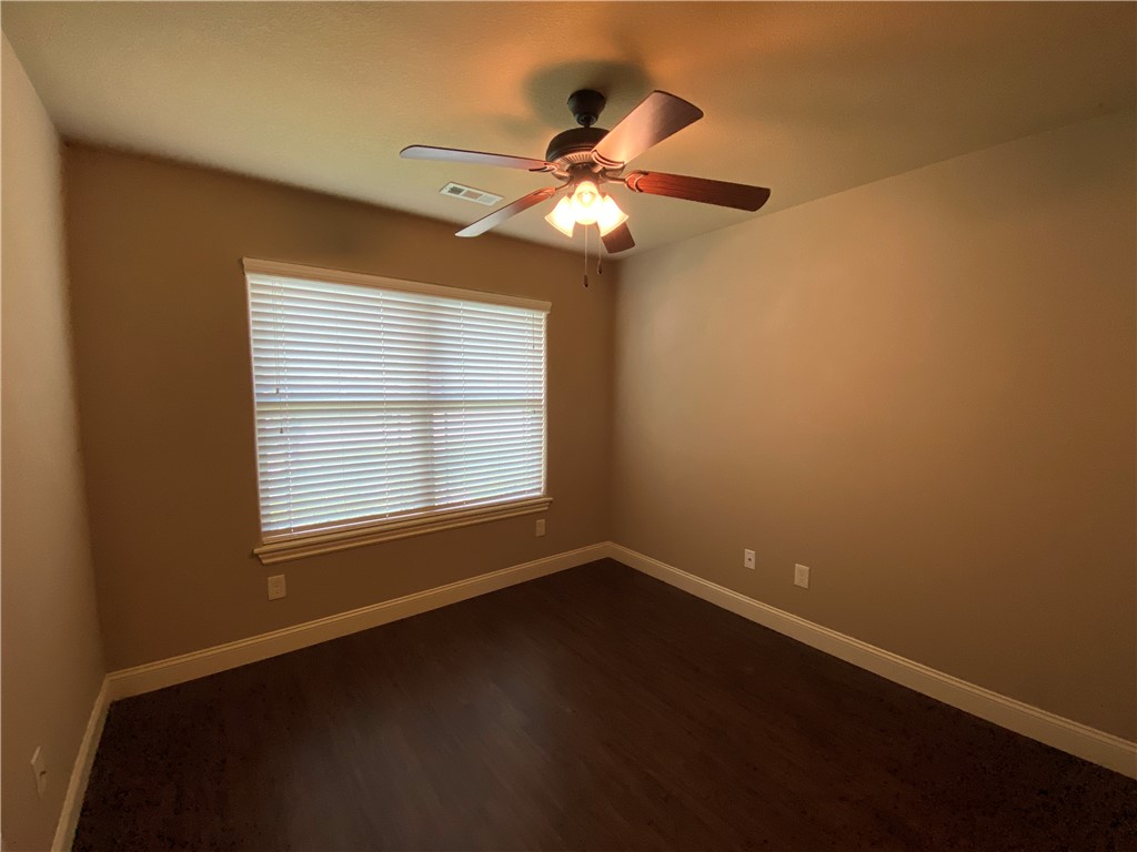 2411 S 11th Place