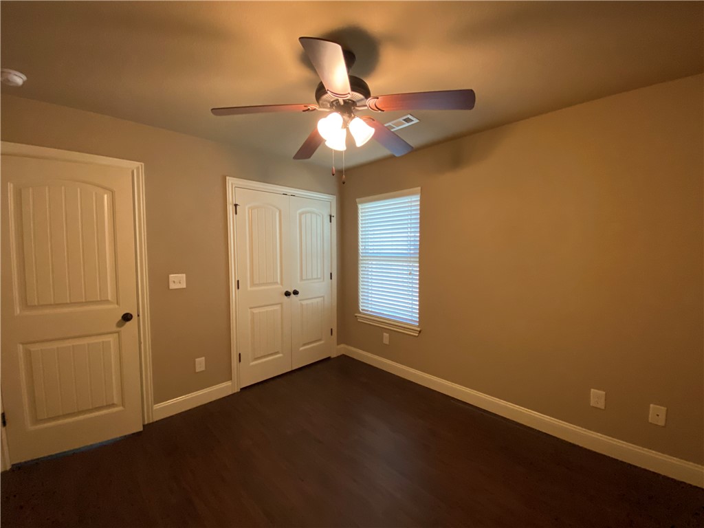 2411 S 11th Place