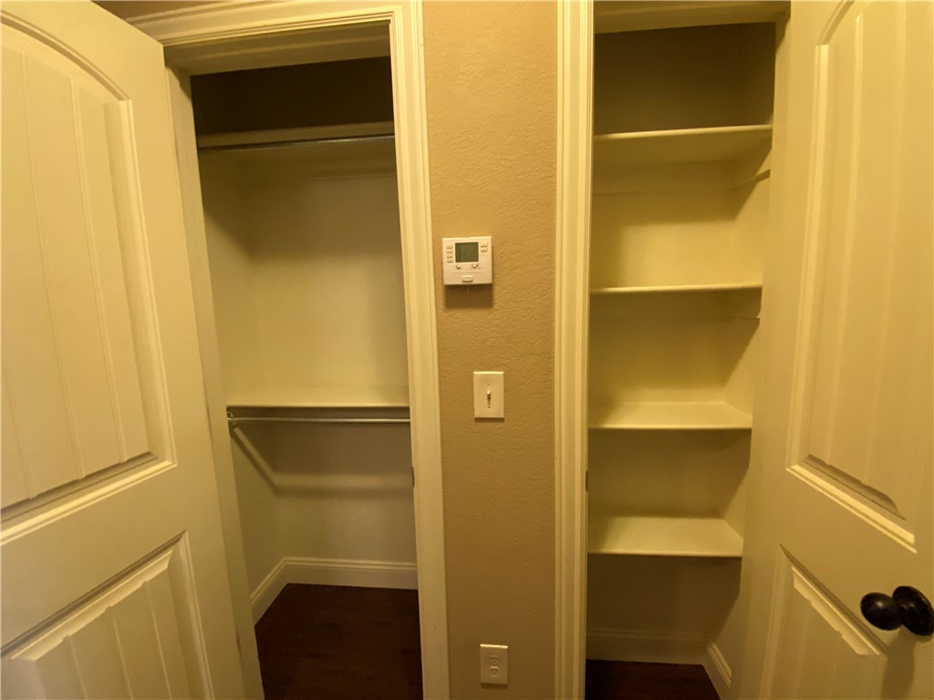 2411 S 11th Place