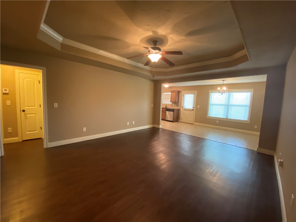 2411 S 11th Place