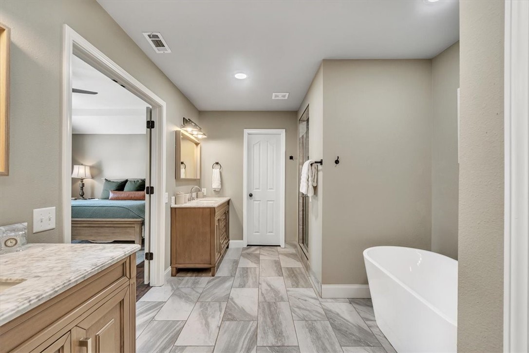 1002 Bobwhite Avenue