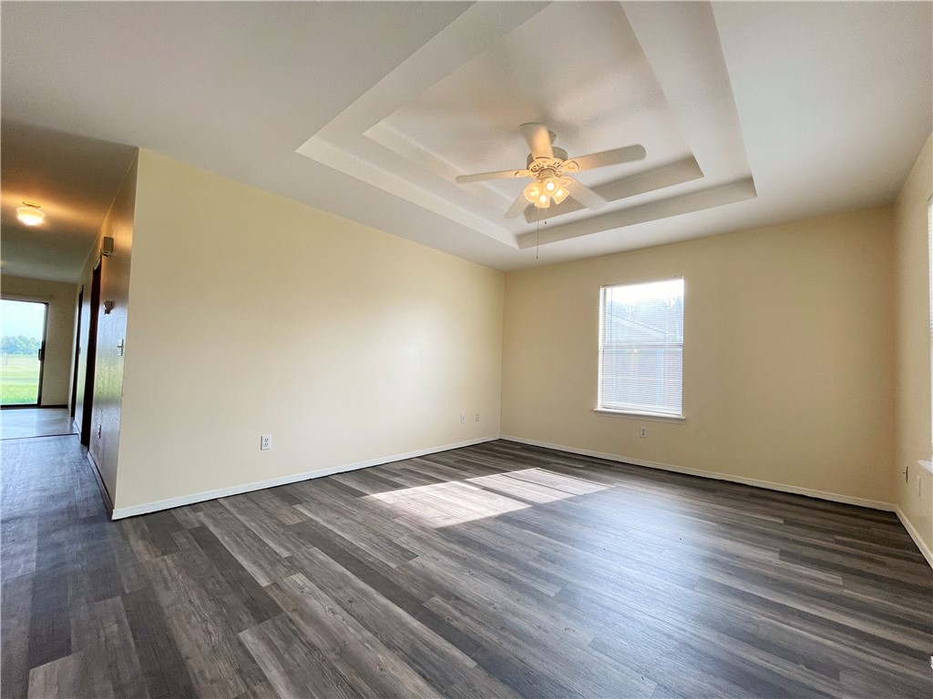 2217 W Roselawn Street