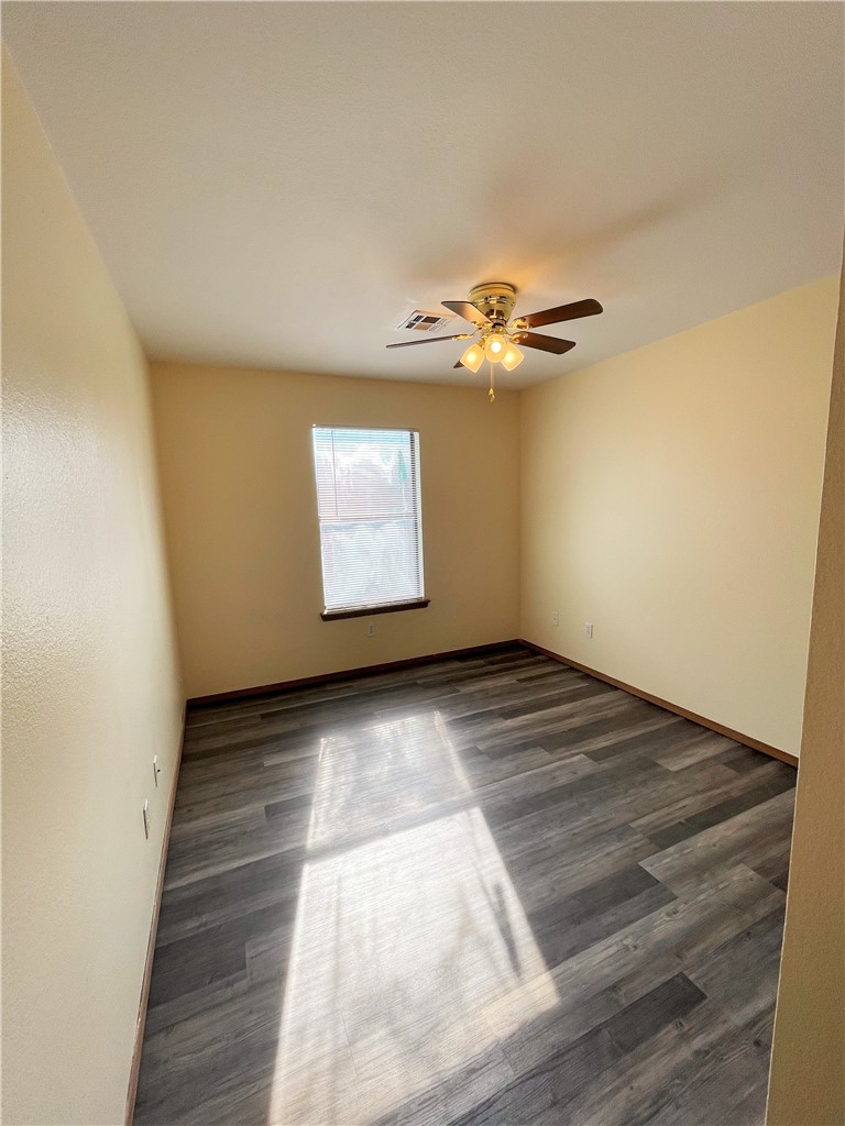 2217 W Roselawn Street