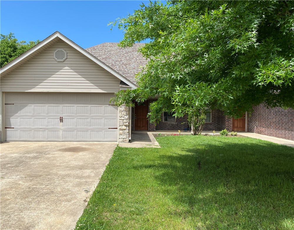 3600 SW Deerfield Boulevard 2