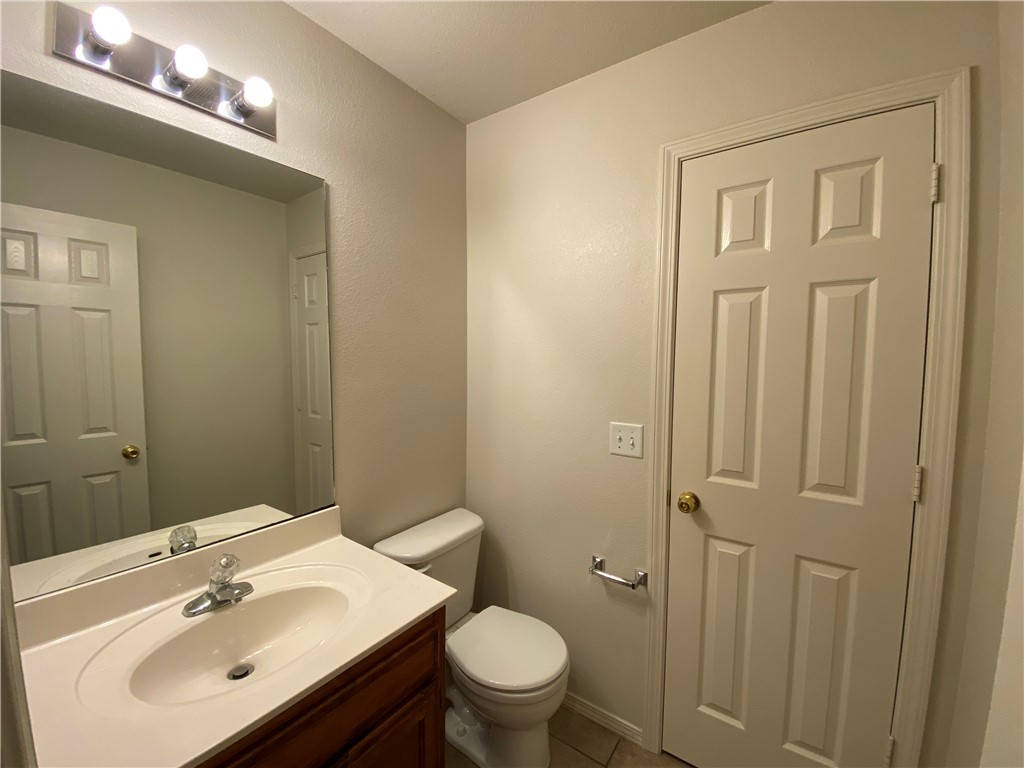 3600 SW Deerfield Boulevard 2