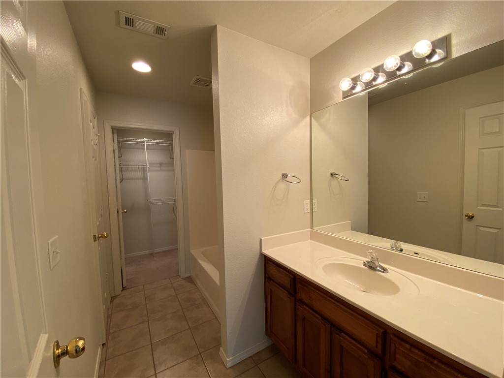 3600 SW Deerfield Boulevard 2