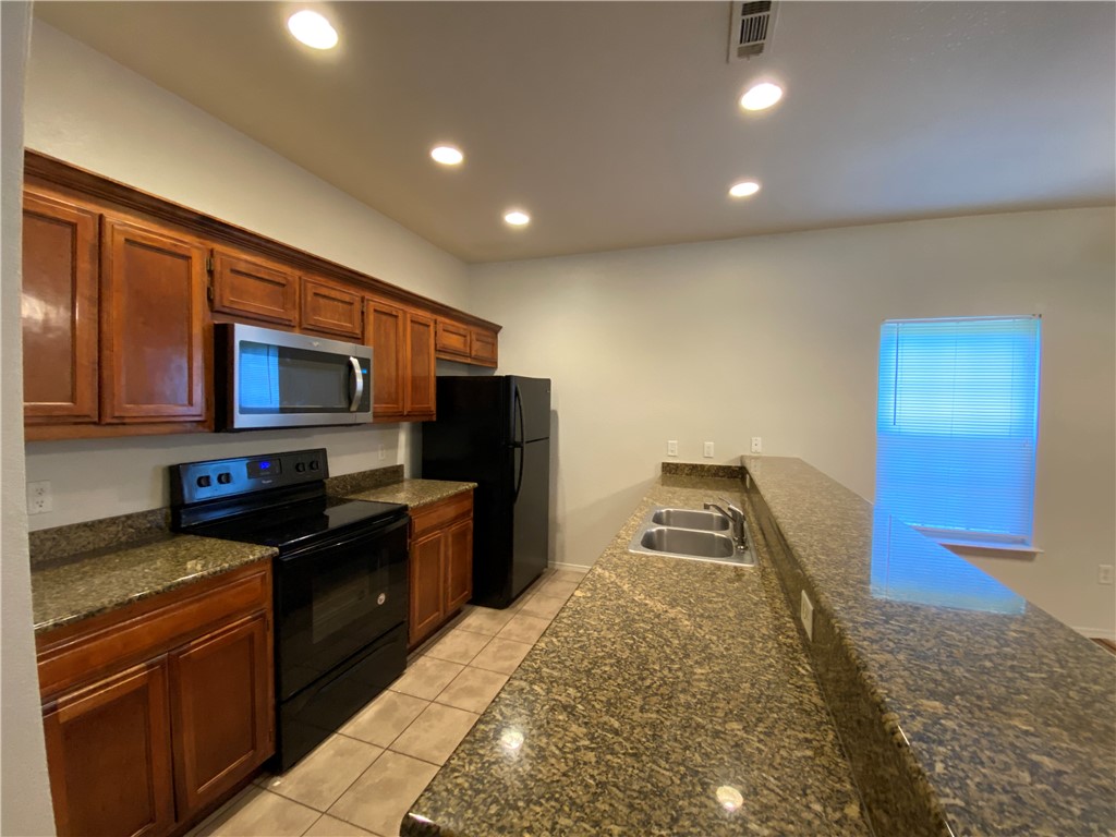 3600 SW Deerfield Boulevard 2