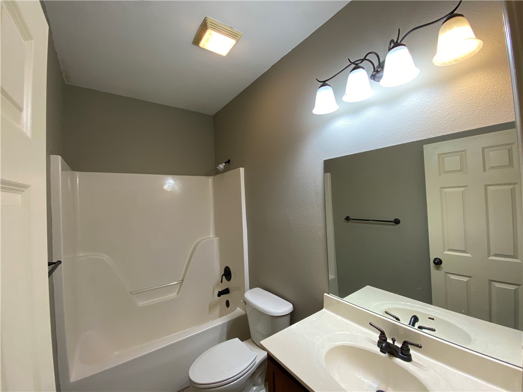 3104 SW Tunica Avenue