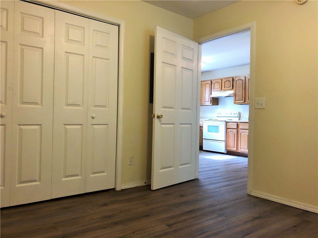 1677 W Neptune Street 4