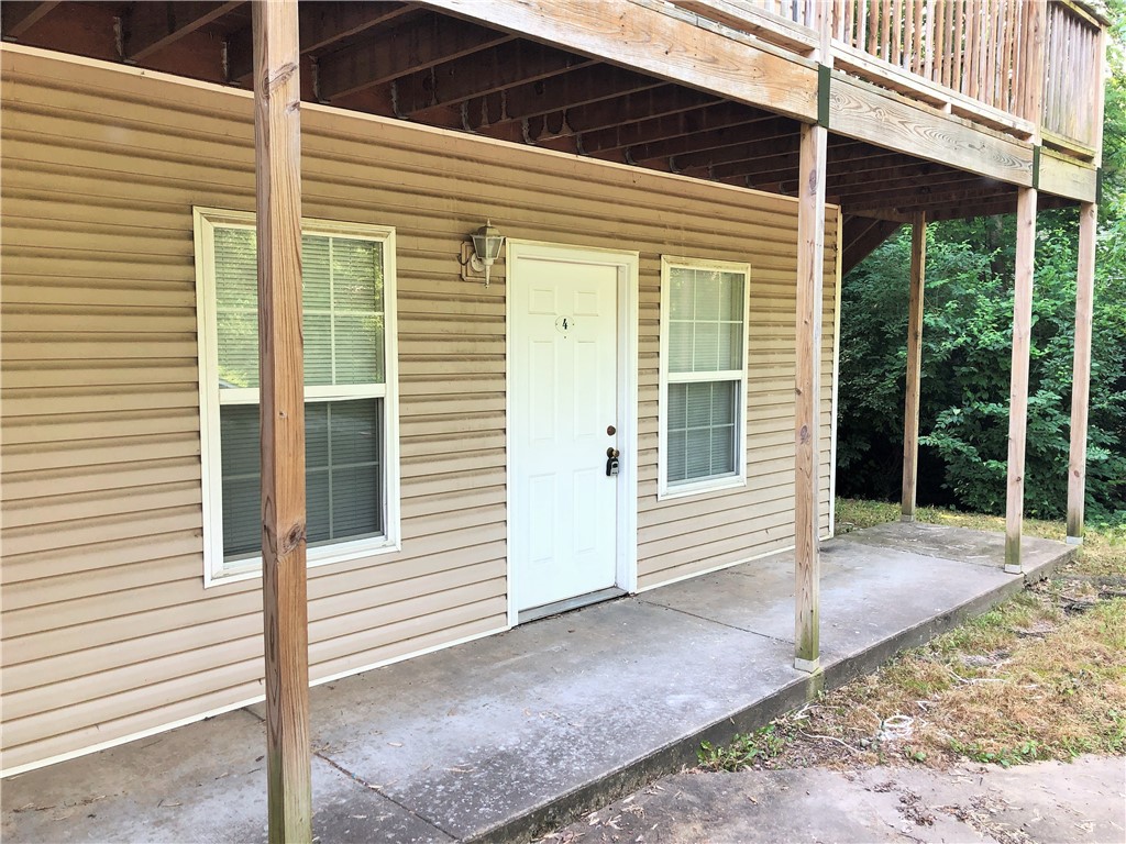 1677 W Neptune Street 4