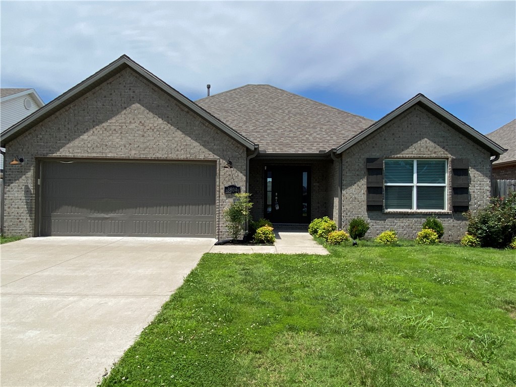 3804 SW Mistletoe Avenue