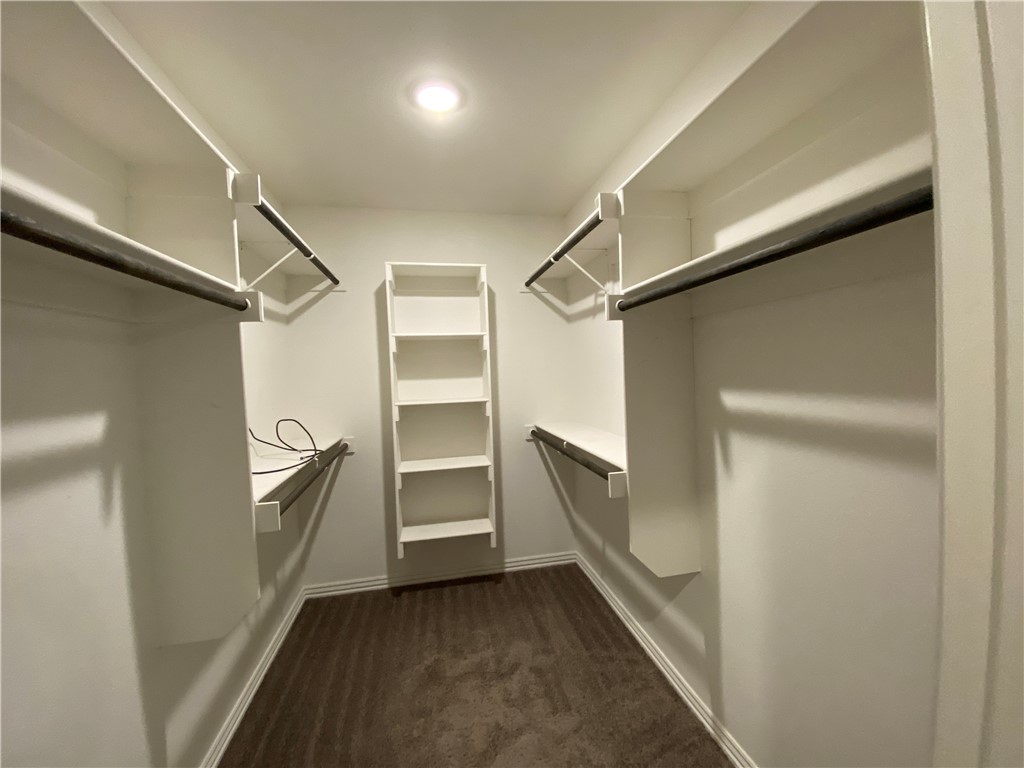 3804 SW Mistletoe Avenue