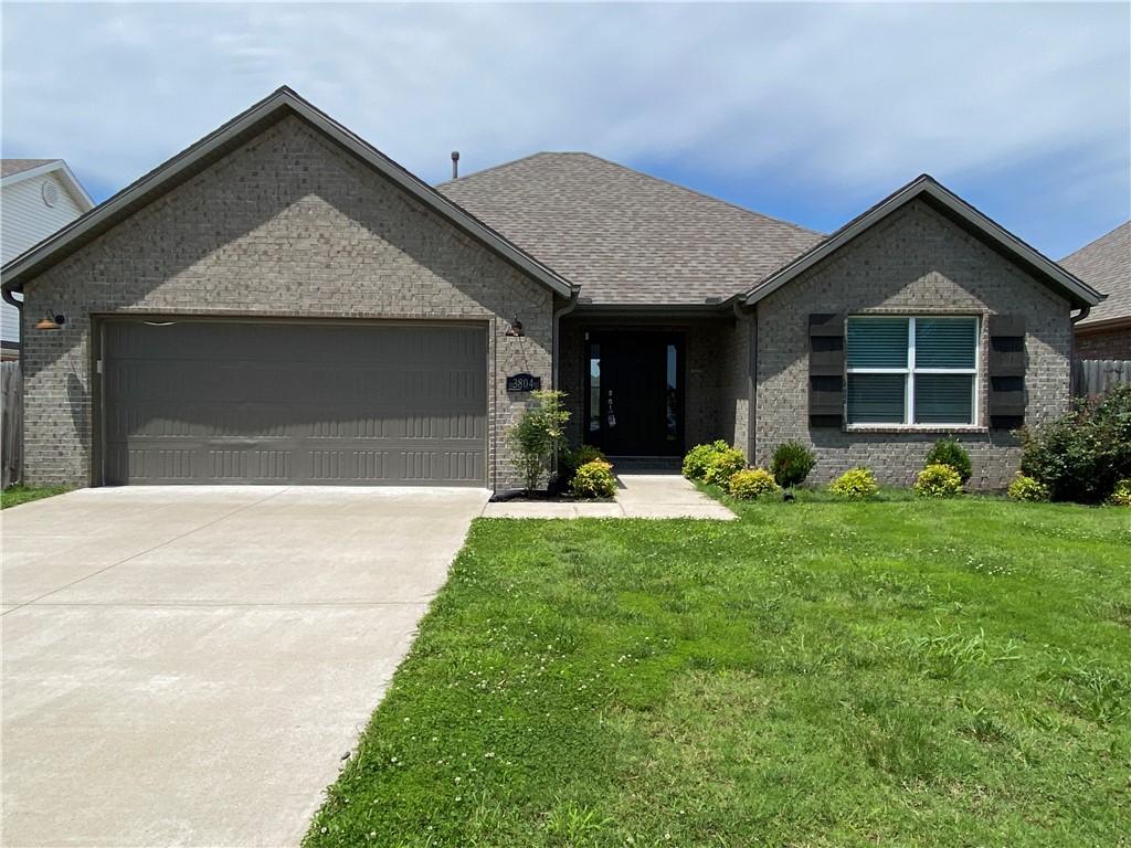 3804 SW Mistletoe Avenue