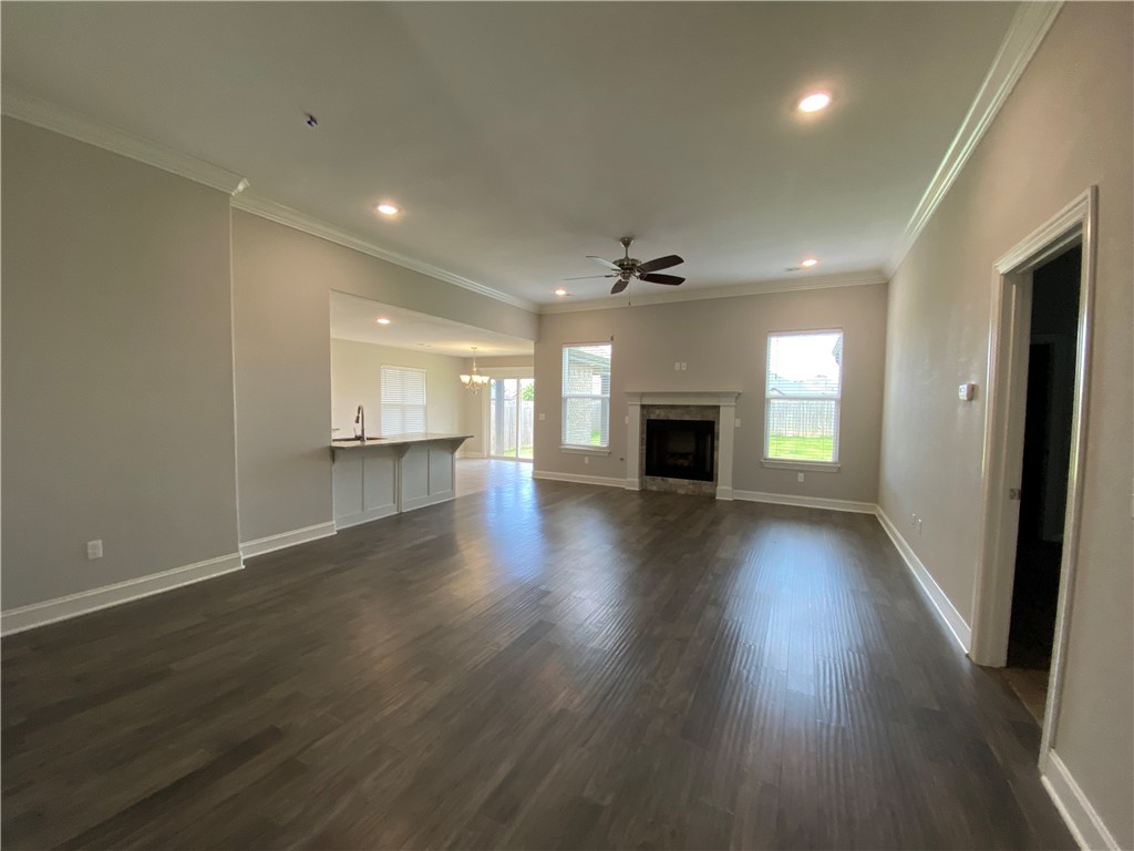 3804 SW Mistletoe Avenue