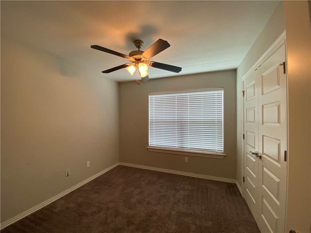 3804 SW Mistletoe Avenue