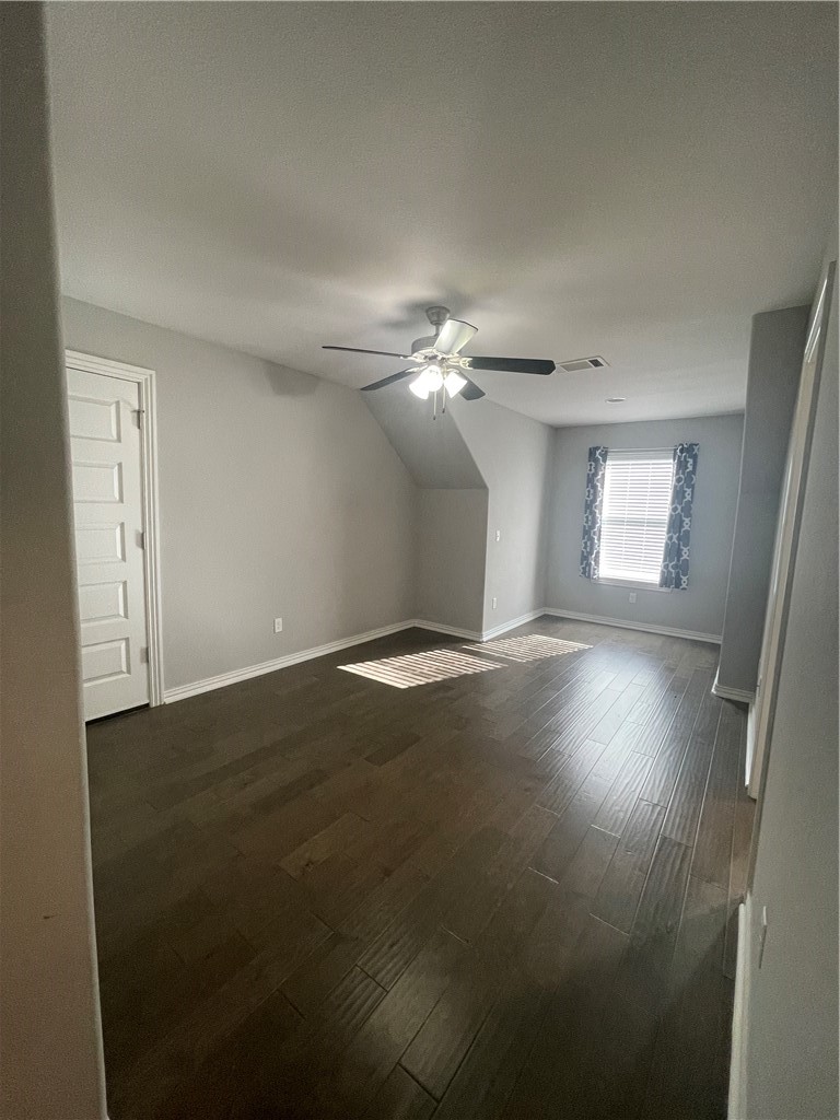 2012 W Gilligan Avenue