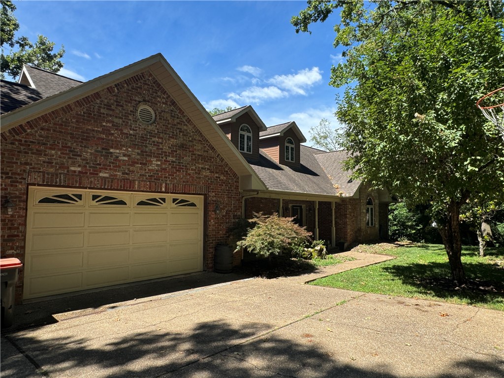 9869 South View Drive