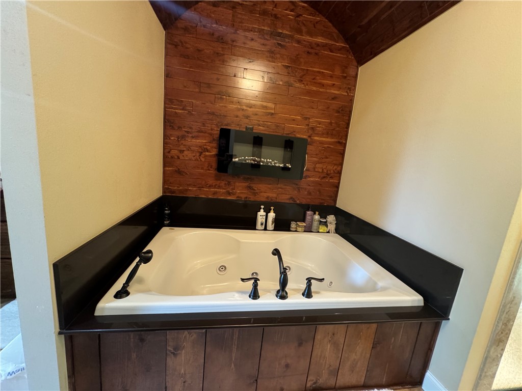 9869 South View Drive