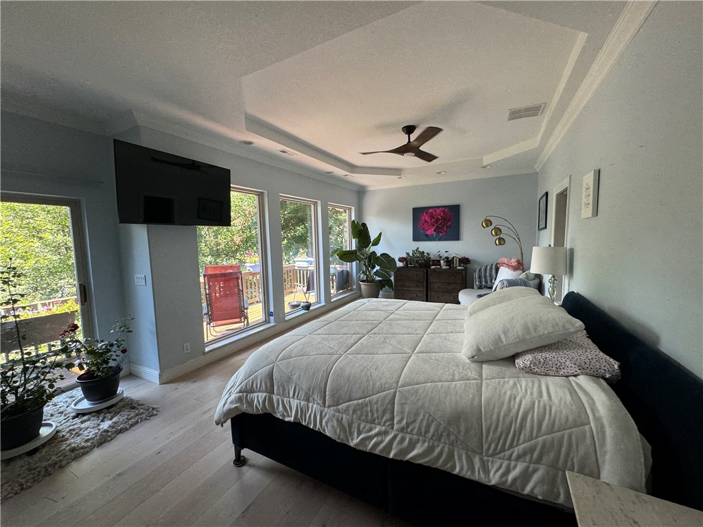 9869 South View Drive