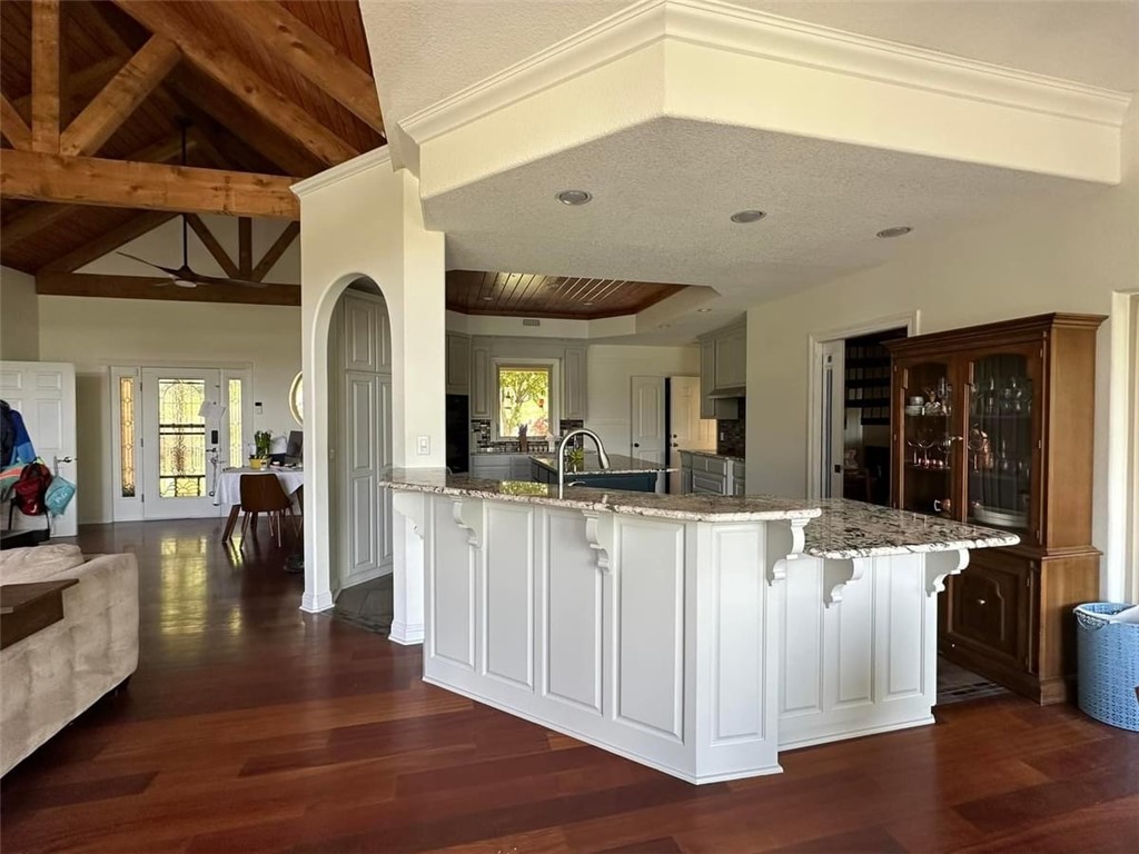 9869 South View Drive