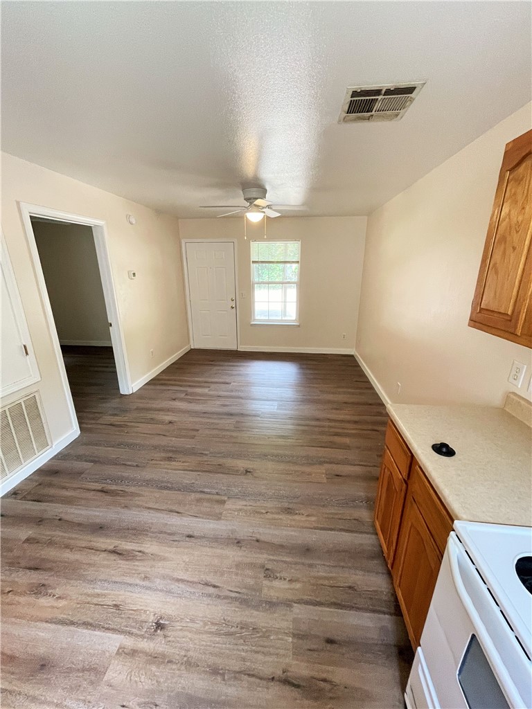 1677 W Neptune Street 3