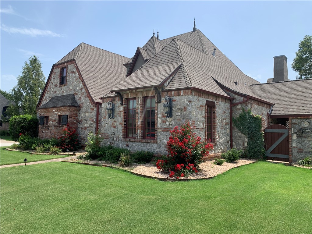 3601 SW Champagne Avenue