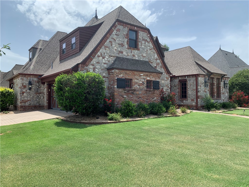 3601 SW Champagne Avenue