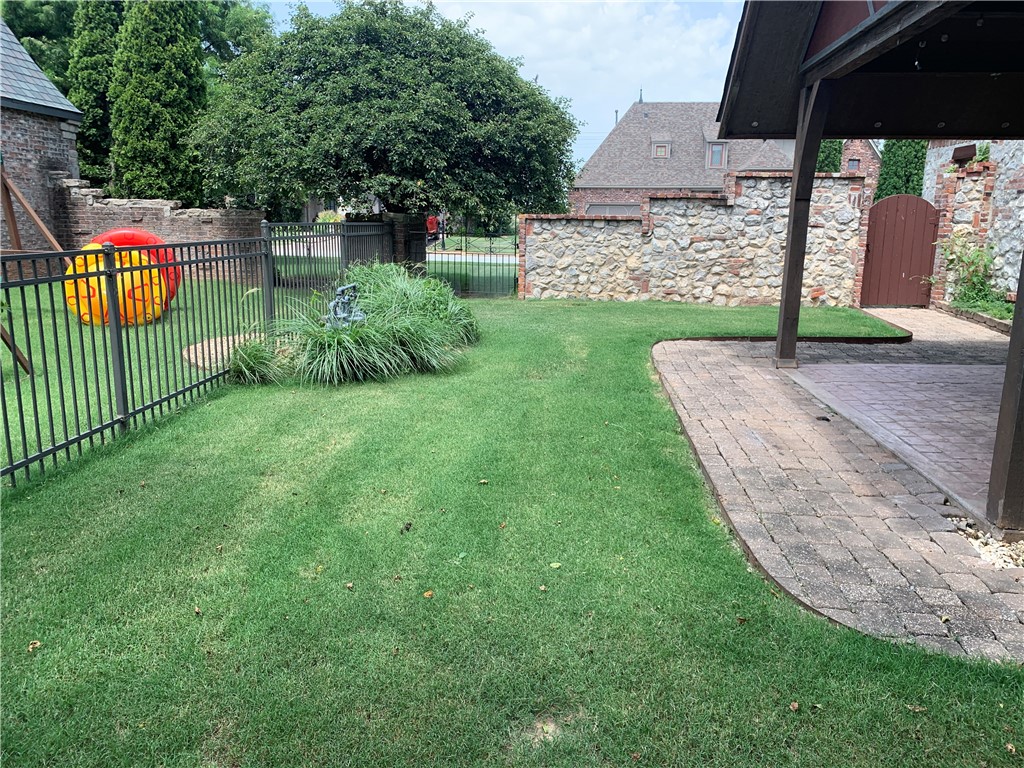 3601 SW Champagne Avenue