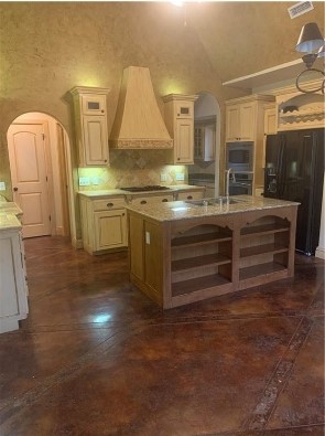 3601 SW Champagne Avenue