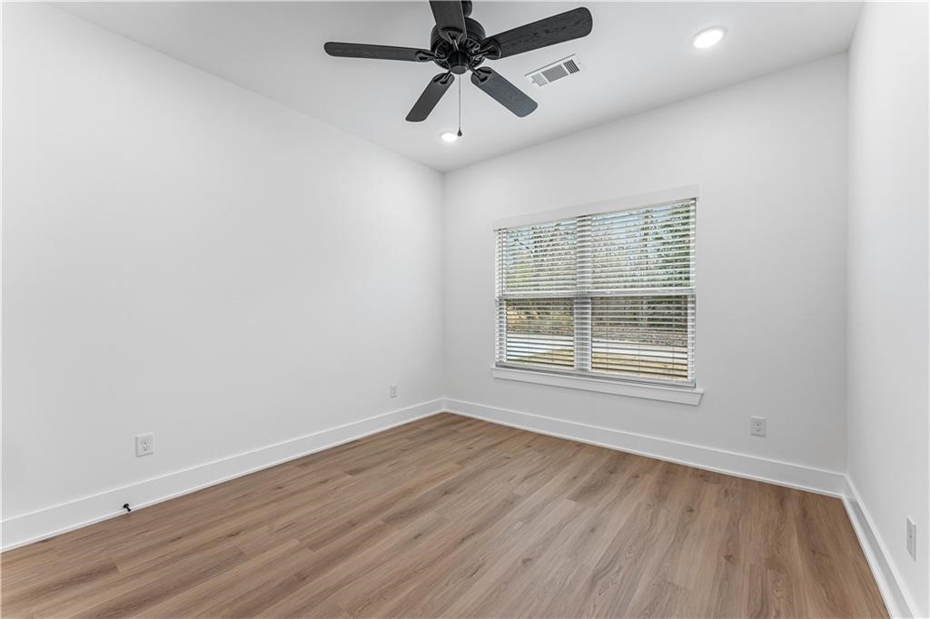 4 Eddleston Lane