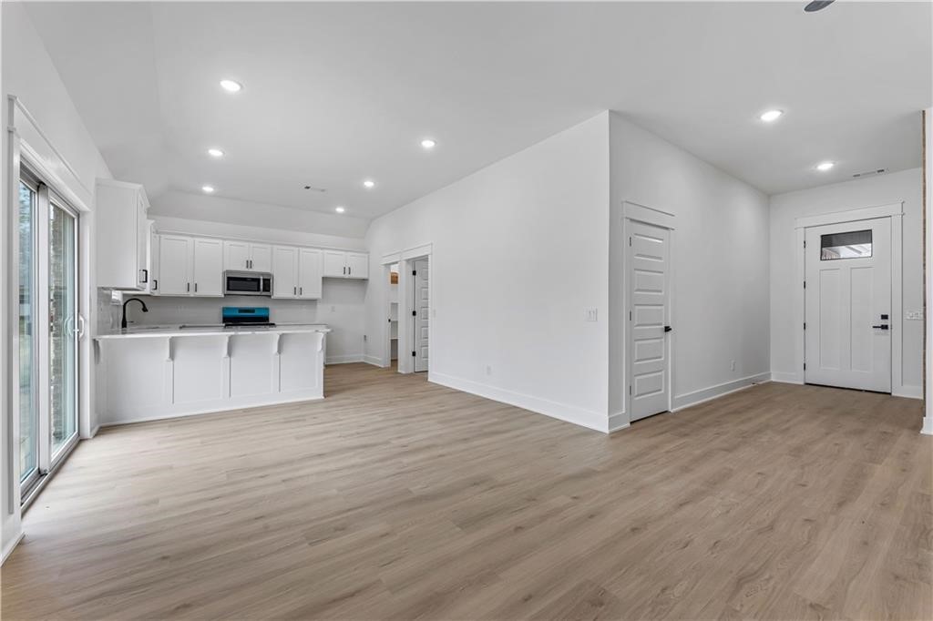 4 Eddleston Lane