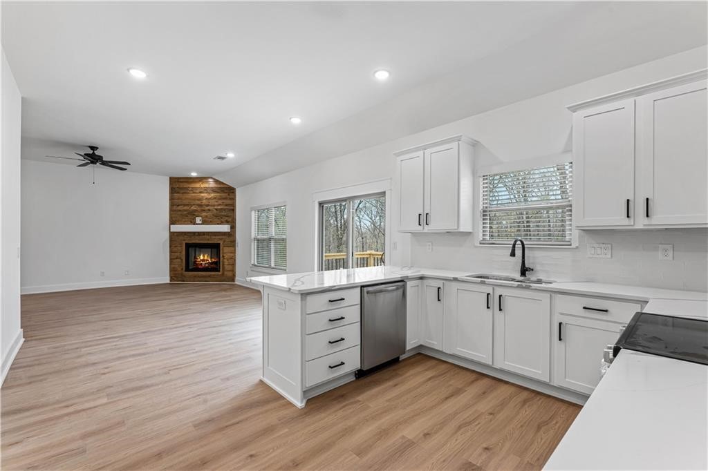 4 Eddleston Lane