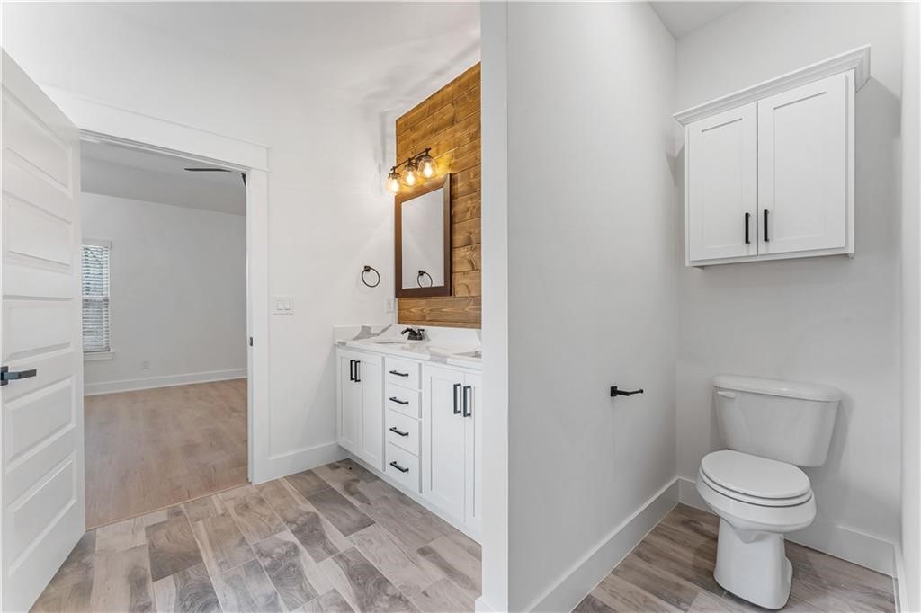 4 Eddleston Lane