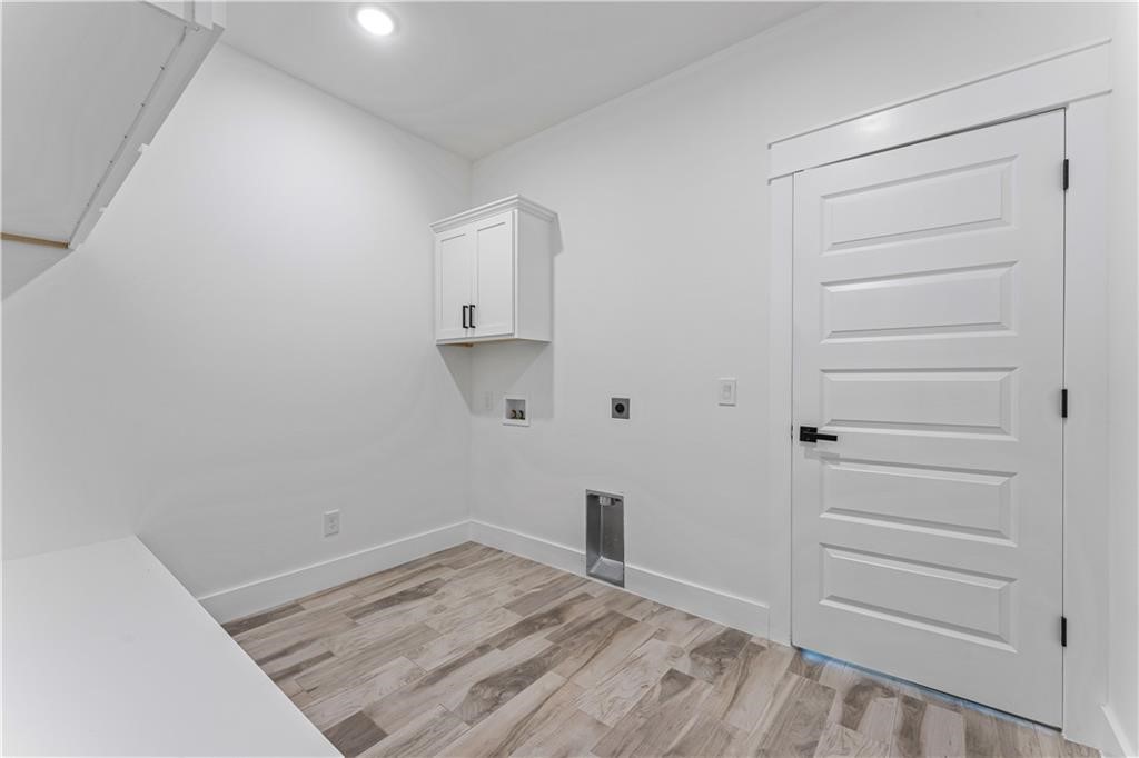 4 Eddleston Lane