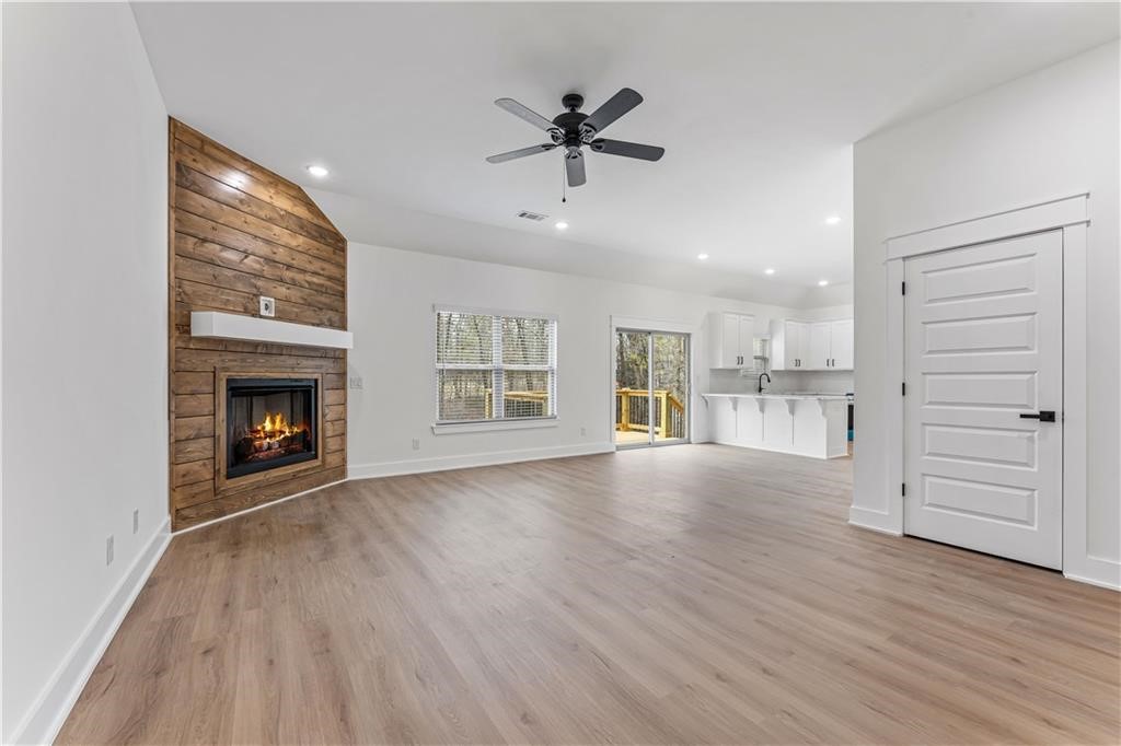 4 Eddleston Lane
