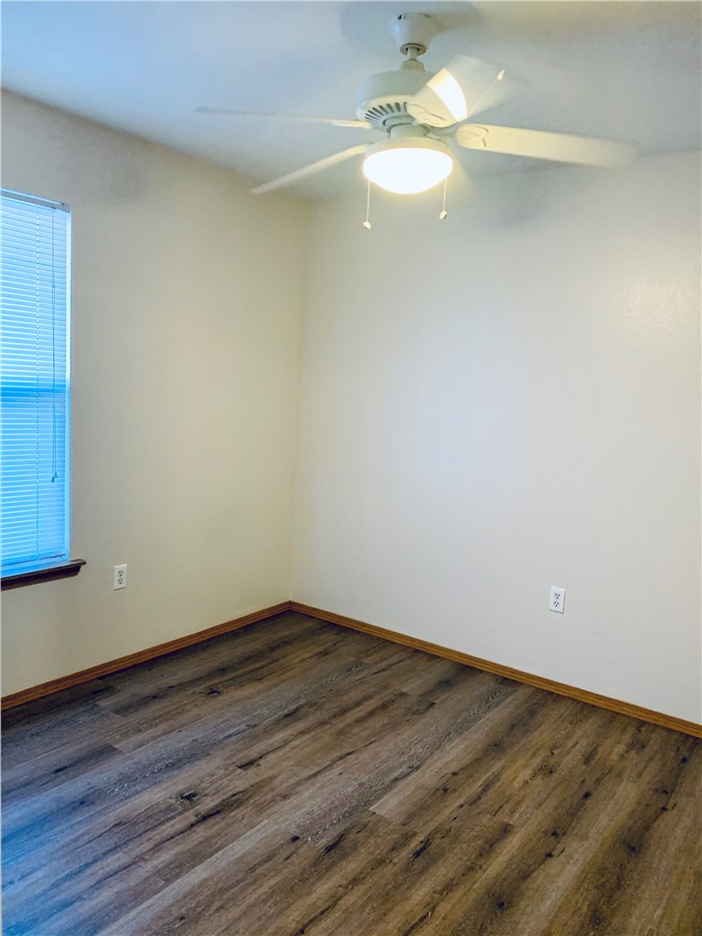 1635 W Neptune Street 4