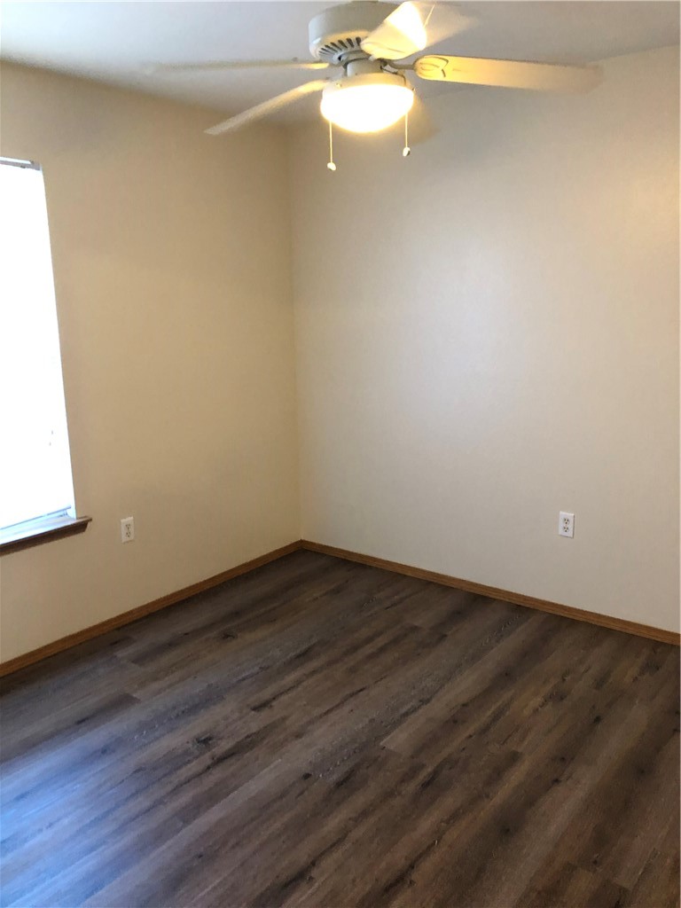 1635 W Neptune Street 4