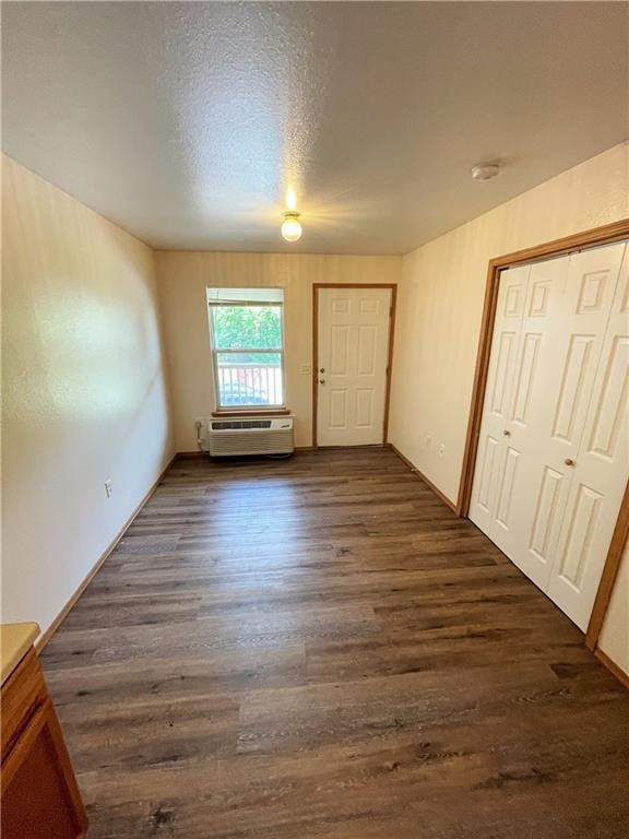 1635 W Neptune Street 12