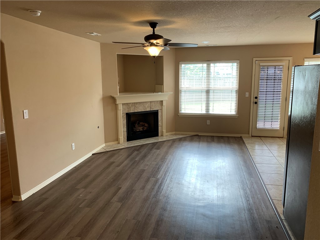 1012 Kensington Drive