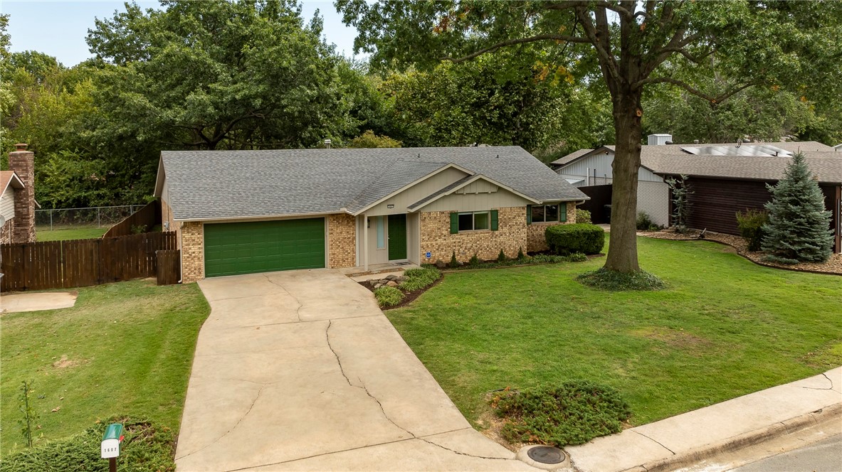 1607 Greenbriar Street